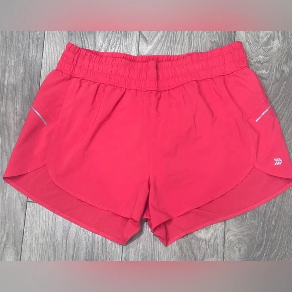 ππAll in Motion Women's Shorts - Size Lππ - Picture 1 of 5